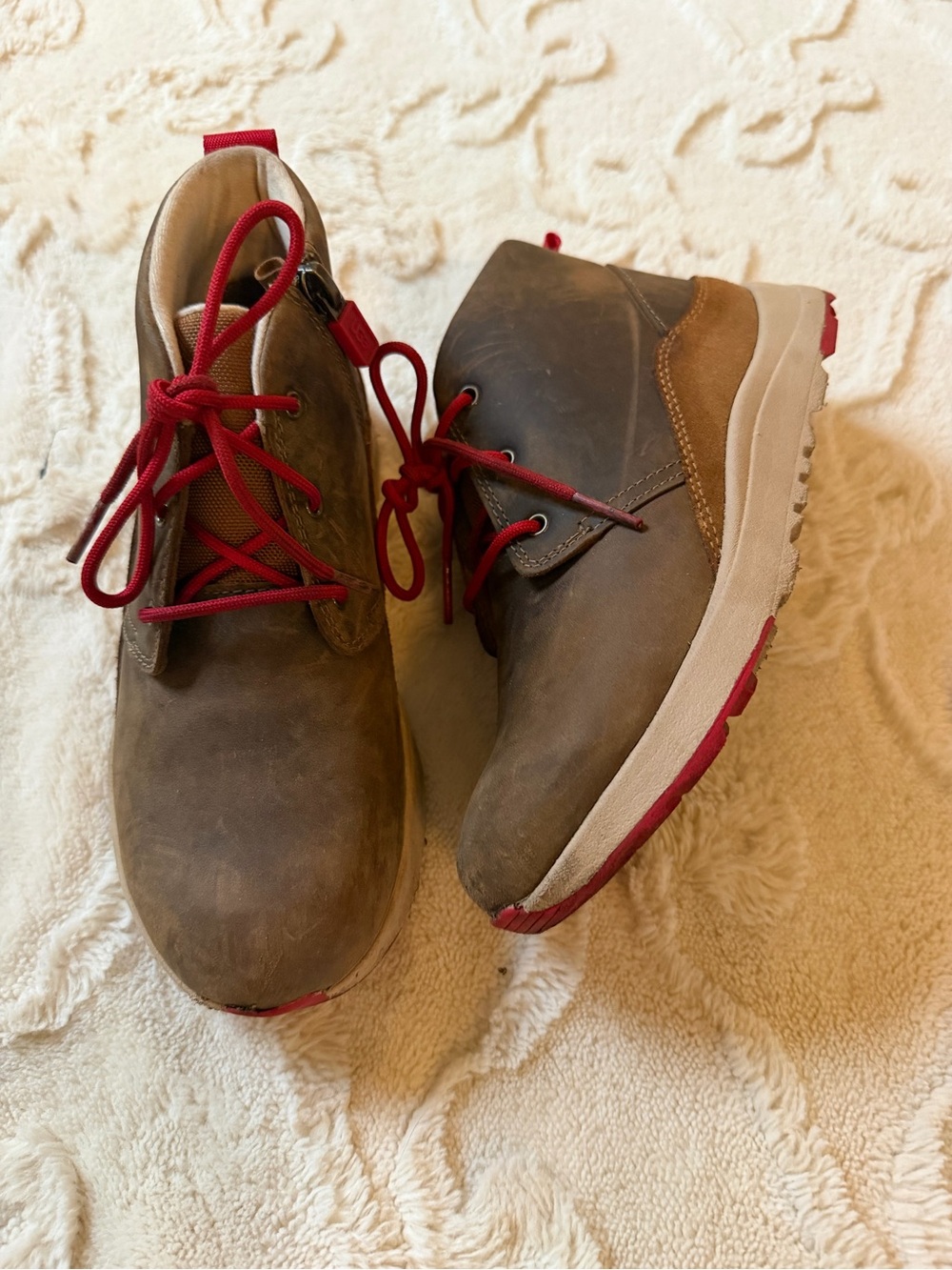 UGG Boys Brown Leather Chukka Boots with Red Laces
